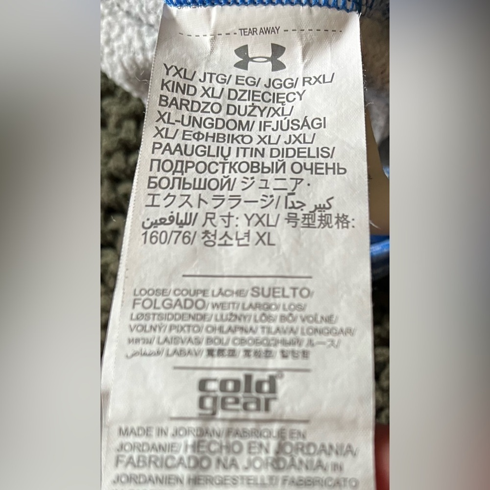 Under Armour Boy’s Blue Hoodie ‘Cold Gear’ Loose Fit, Front Pocket; Size YXL - Picture 7 of 11